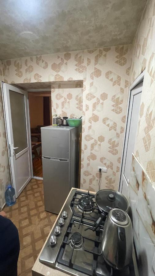 Tamara'S Apartament In Avlabari Tbilisi Eksteriør billede